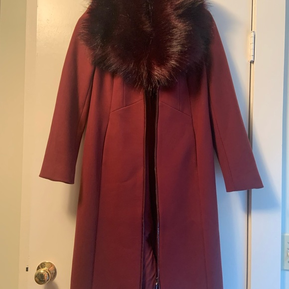 NWT White House Black Market Women’s Coat XSP In Deep Garnet. - Picture 4 of 5